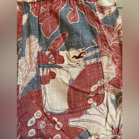 Hollister Floral Strapless Romper Women’s Size Small - Picture 8 of 8